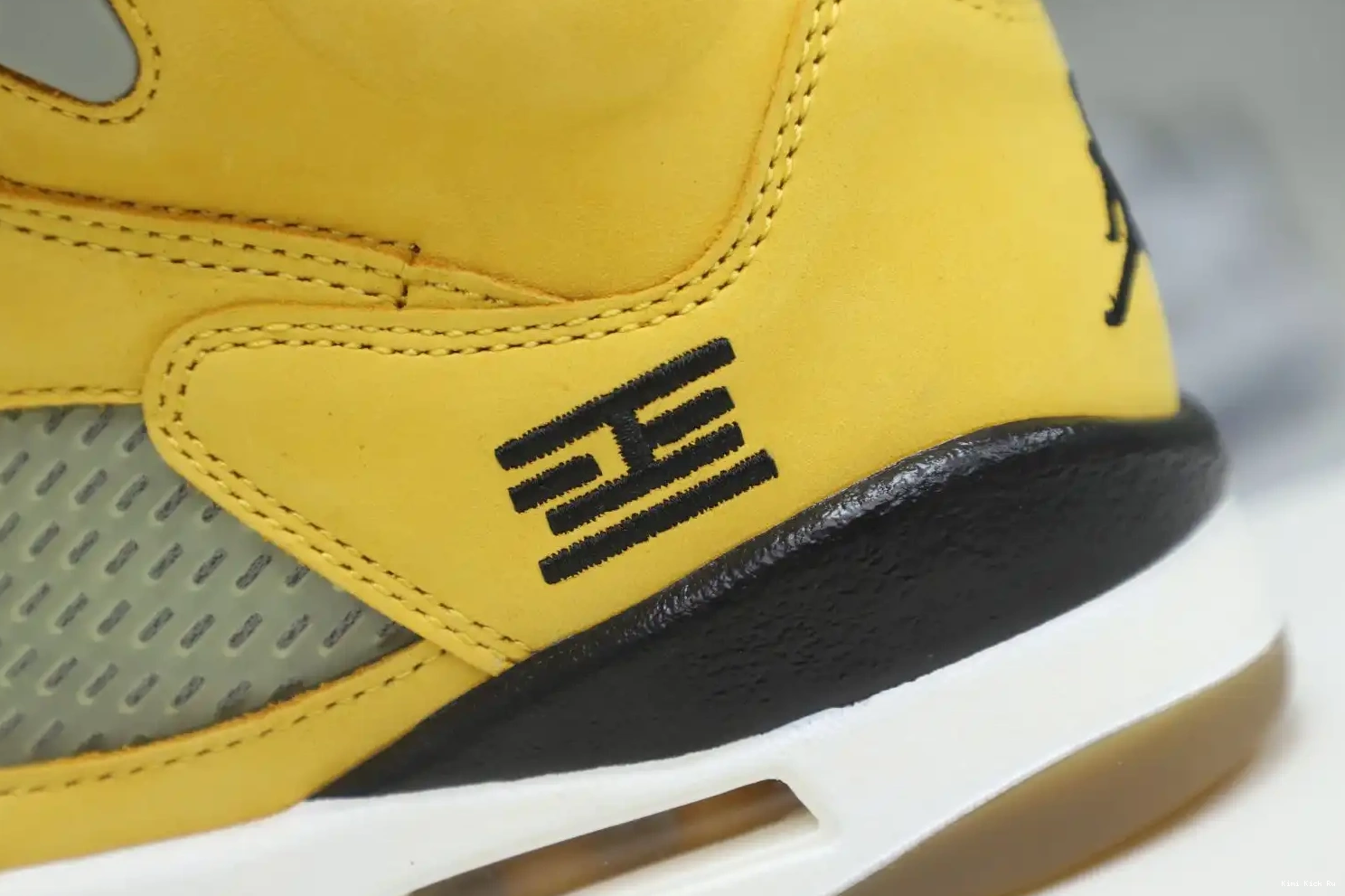 TOKYO AIR 5 T23 RETRO JORDAN Kimikick 454783-701 0725